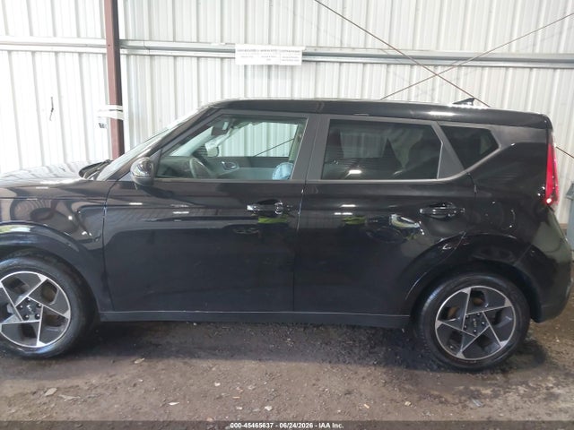 2025 Kia Soul Ex მანქანა იყიდება აუქციონზე, vin: KNDJ33AU7S7933743, აუქციონის ნომერი: 45465637