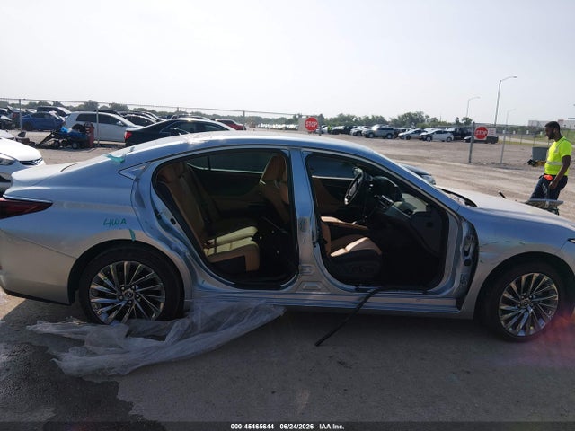 2024 Lexus Es 350 Luxury მანქანა იყიდება აუქციონზე, vin: 58AEZ1B17RU183771, აუქციონის ნომერი: 45465644
