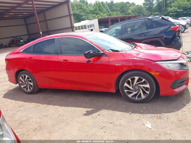45465670 :رقم المزاد ، 2HGFC2F70JH553893 vin ، 2018 Honda Civic Ex مزاد بيع