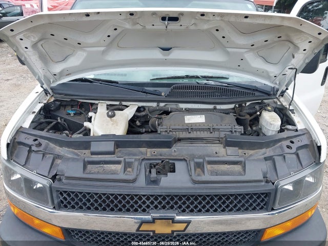 Chevrolet Express 2500 Work Van 2019 1GCWGAFP0K1261870 Image 10