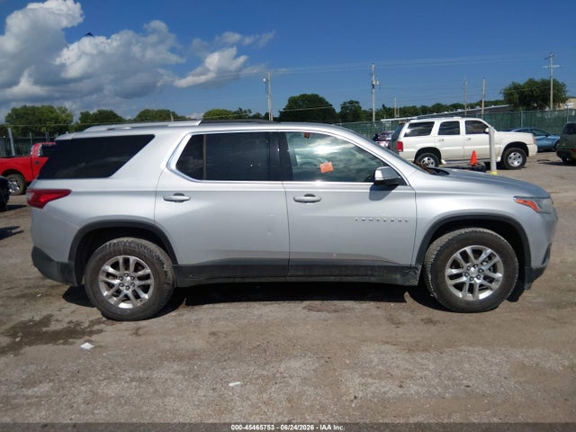1GNERGKW8JJ171376 Chevrolet Traverse Lt Cloth