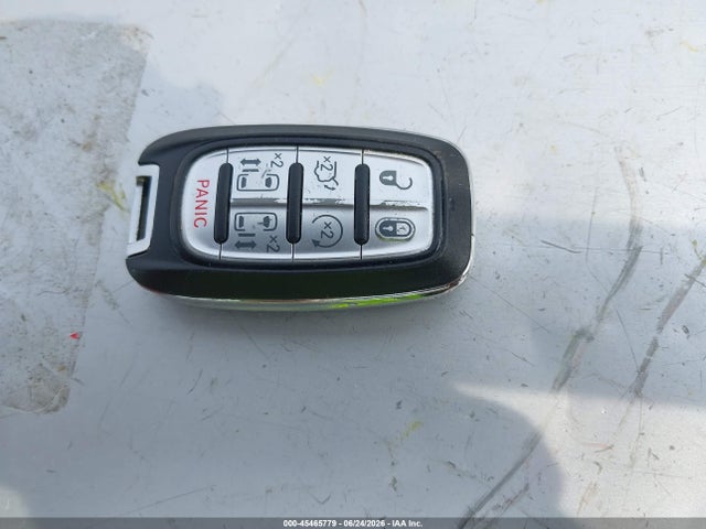 Продаж на аукціоні авто 2018 Chrysler Pacifica Touring Plus, vin: 2C4RC1FG6JR235101, номер лоту: 45465779