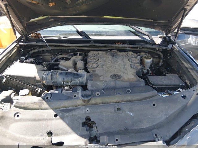 45465782 :رقم المزاد ، JTEZU5JR9J5186000 vin ، 2018 Toyota 4runner Sr5 مزاد بيع
