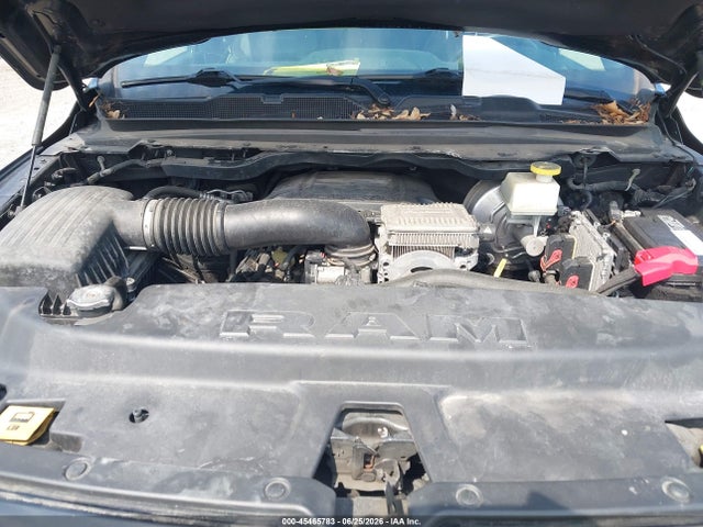 45465783 :رقم المزاد ، 1C6SRFJT5MN602158 vin ، 2021 Ram 1500 Laramie  4x4 5'7 Box مزاد بيع
