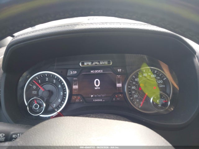 45465783 :رقم المزاد ، 1C6SRFJT5MN602158 vin ، 2021 Ram 1500 Laramie  4x4 5'7 Box مزاد بيع