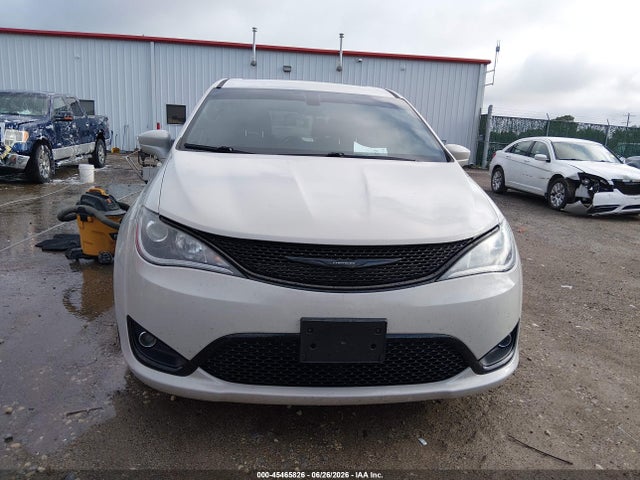 2C4RC1FG7KR609250 Chrysler Pacifica Touring Plus