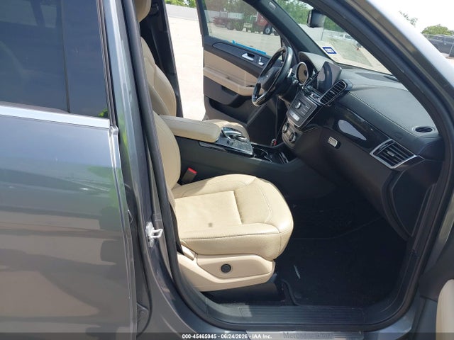 4JGDF6EE1HA968438 Mercedes-Benz Gls 450 4matic