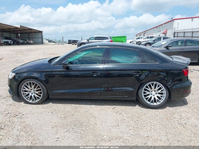 45465953 :رقم المزاد ، WAUAUGFF2H1080692 vin ، 2017 Audi A3 Premium مزاد بيع