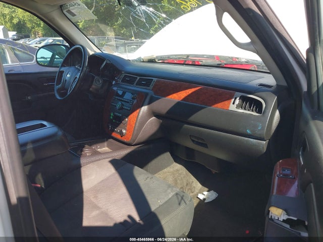 Продажа на аукционе авто 2013 Chevrolet Suburban Lt, vin: 1GNSKJE77DR337496, номер лота: 45465966