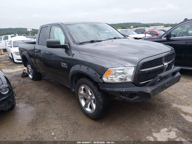 2017 Ram 1500 Express  4x4 6'4 Box მანქანა იყიდება აუქციონზე, vin: 1C6RR7FG9HS606995, აუქციონის ნომერი: 45465977