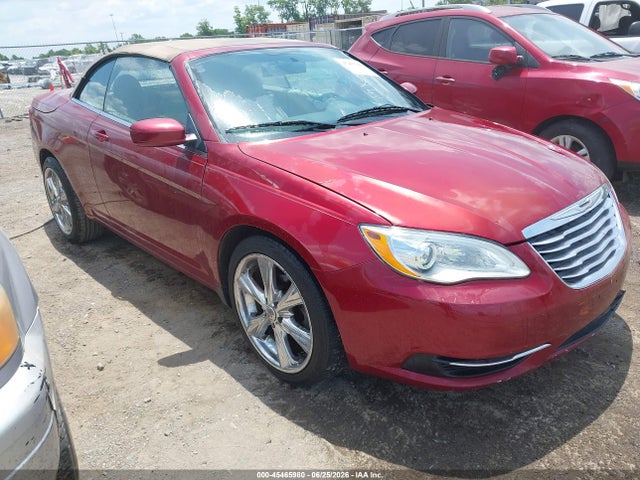 Chrysler 200 Touring 2014 1C3BCBEB3EN157994 главное изображение