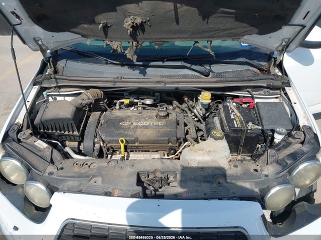 Chevrolet Sonic Ls Auto 2015 1G1JA6SH7F4172429 Image 10