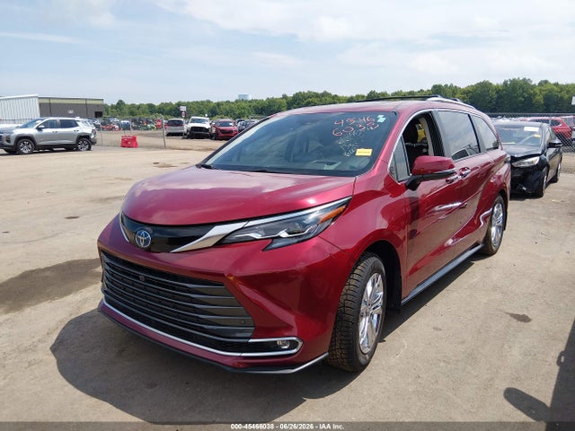 Auction sale of the 2024 Toyota Sienna Platinum, vin: 5TDESKFC8RS135671, lot number: 45466038