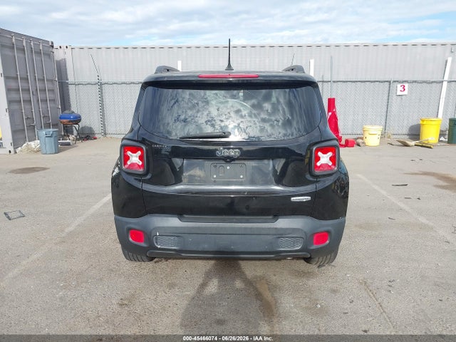 ZACCJABT0FPB69384 Jeep Renegade Latitude