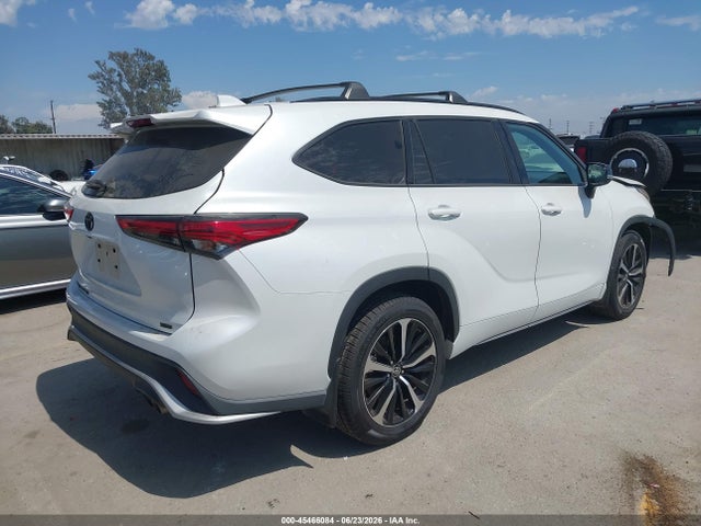Toyota Highlander Xse 2022 5TDJZRAHXNS117110 Image 4