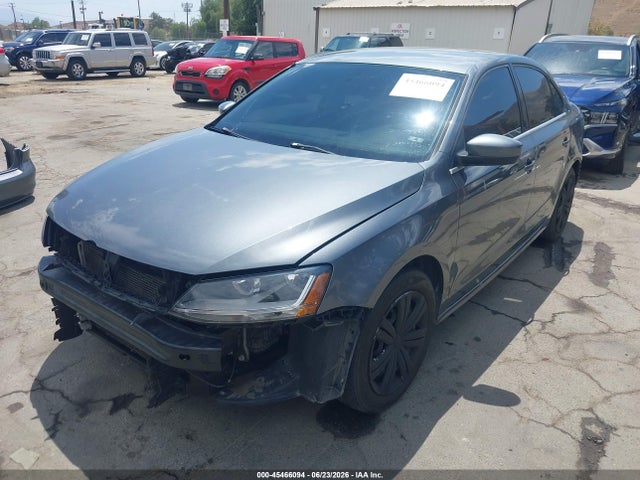 3VW2B7AJ4HM392666 Volkswagen Jetta 1.4t S