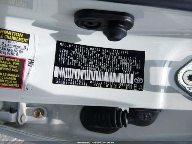 Продажа на аукционе авто 2018 Toyota Corolla Se, vin: 5YFBURHE1JP784388, номер лота: 45466101