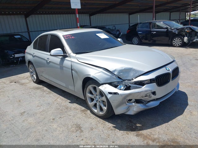 45466136 :رقم المزاد ، WBA3C3C54FK202752 vin ، 2015 Bmw 320i Xdrive مزاد بيع