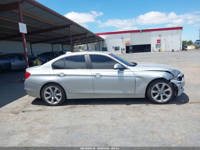 2015 Bmw 320i Xdrive მანქანა იყიდება აუქციონზე, vin: WBA3C3C54FK202752, აუქციონის ნომერი: 45466136