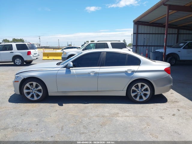 2015 Bmw 320i Xdrive მანქანა იყიდება აუქციონზე, vin: WBA3C3C54FK202752, აუქციონის ნომერი: 45466136