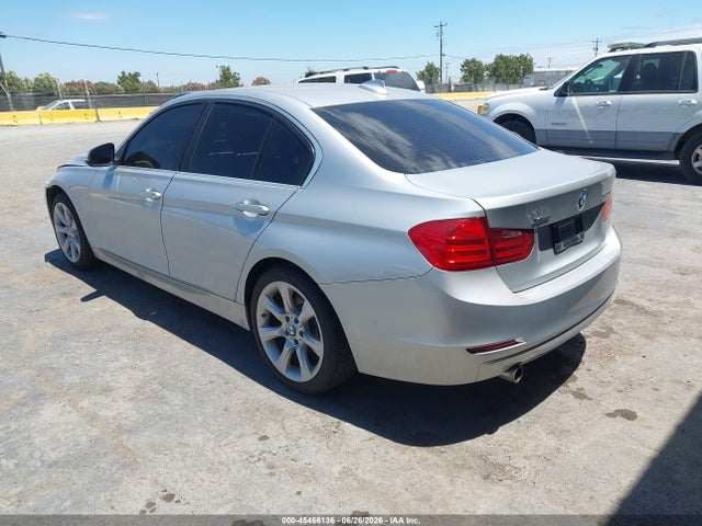 2015 Bmw 320i Xdrive მანქანა იყიდება აუქციონზე, vin: WBA3C3C54FK202752, აუქციონის ნომერი: 45466136