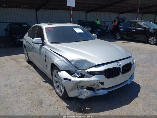 2015 Bmw 320i Xdrive მანქანა იყიდება აუქციონზე, vin: WBA3C3C54FK202752, აუქციონის ნომერი: 45466136