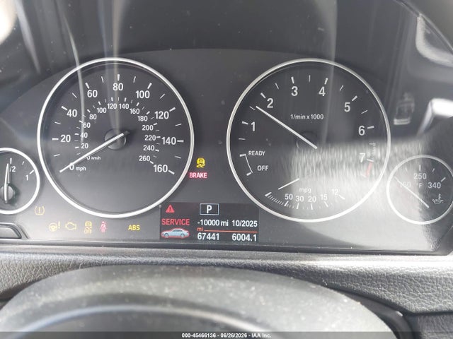 2015 Bmw 320i Xdrive მანქანა იყიდება აუქციონზე, vin: WBA3C3C54FK202752, აუქციონის ნომერი: 45466136
