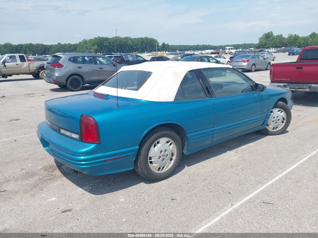 1993 Oldsmobile Cutlass Supreme მანქანა იყიდება აუქციონზე, vin: 1G3WT34T2PD339790, აუქციონის ნომერი: 45466149