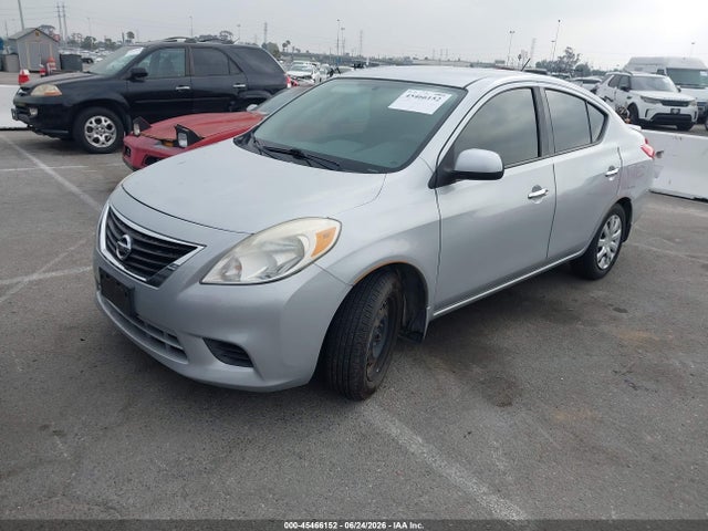3N1CN7AP0EK458093 Nissan Versa 1.6 Sv