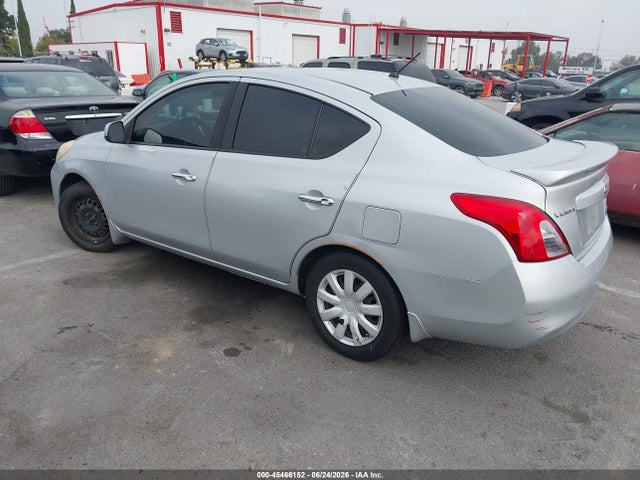 3N1CN7AP0EK458093 Nissan Versa 1.6 Sv