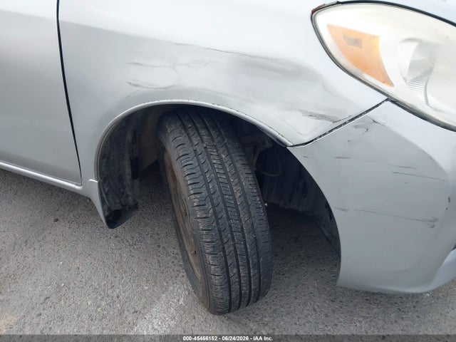 3N1CN7AP0EK458093 Nissan Versa 1.6 Sv