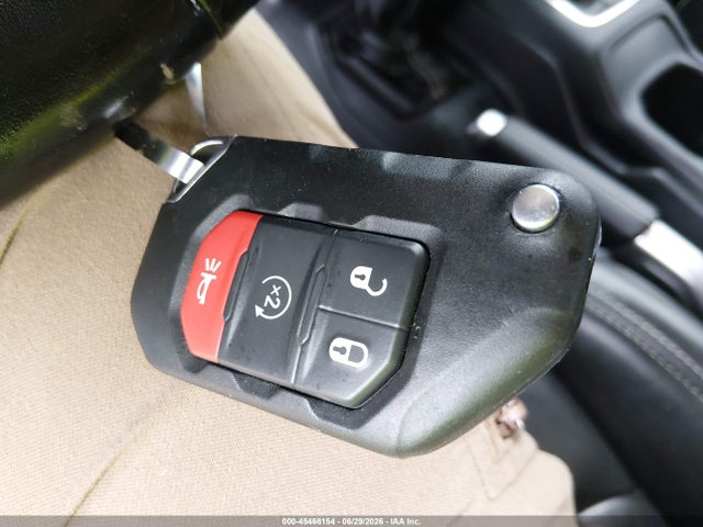 Продажа на аукционе авто 2022 Jeep Wrangler Unlimited Sahara 4x4, vin: 1C4HJXEG7NW245705, номер лота: 45466154