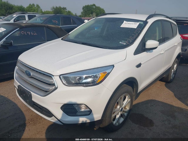 Ford ESCAPE SE 2018 1FMCU9GD4JUD43978 Image 2