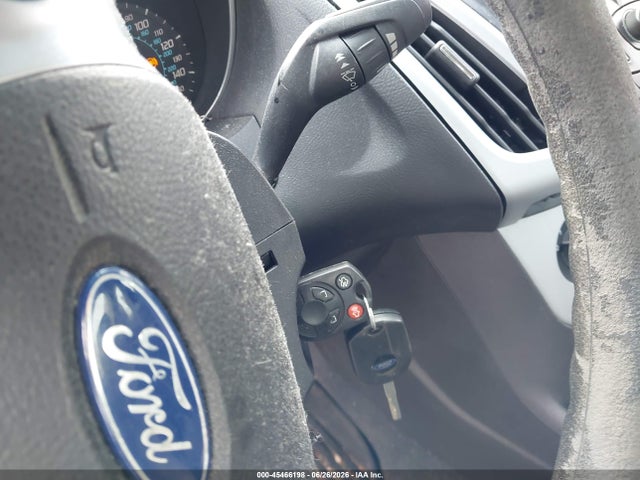45466198 :رقم المزاد ، 1FAHP3F24CL137864 vin ، 2012 Ford Focus Se مزاد بيع