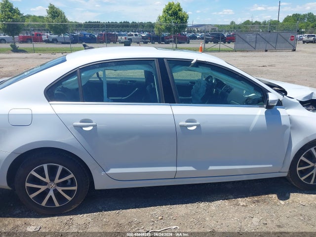 2017 Volkswagen Jetta 1.4t Se მანქანა იყიდება აუქციონზე, vin: 3VWDB7AJ1HM286328, აუქციონის ნომერი: 45466285