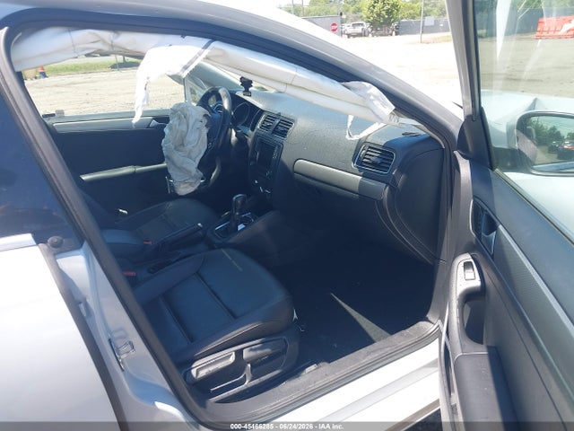2017 Volkswagen Jetta 1.4t Se მანქანა იყიდება აუქციონზე, vin: 3VWDB7AJ1HM286328, აუქციონის ნომერი: 45466285