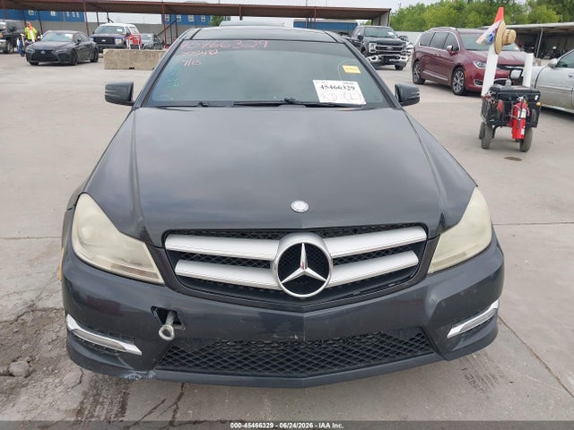 45466329 :رقم المزاد ، WDDGJ4HB6CF858024 vin ، 2012 Mercedes-benz C 250 مزاد بيع