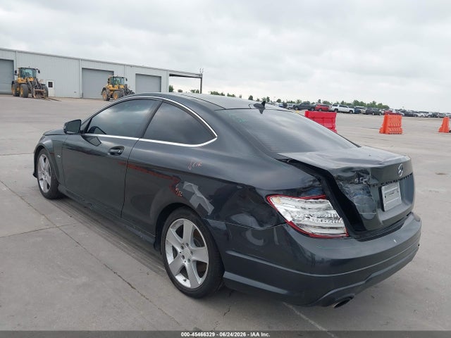45466329 :رقم المزاد ، WDDGJ4HB6CF858024 vin ، 2012 Mercedes-benz C 250 مزاد بيع