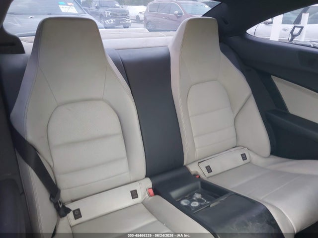 45466329 :رقم المزاد ، WDDGJ4HB6CF858024 vin ، 2012 Mercedes-benz C 250 مزاد بيع