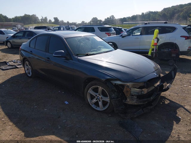 45466368 :رقم المزاد ، WBA3C3C5XDF981662 vin ، 2013 Bmw 320i Xdrive مزاد بيع