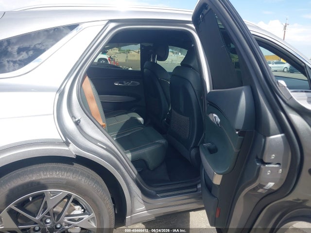Genesis Gv70 2.5t Awd 2022 KMUMADTB3NU047006 Image 8