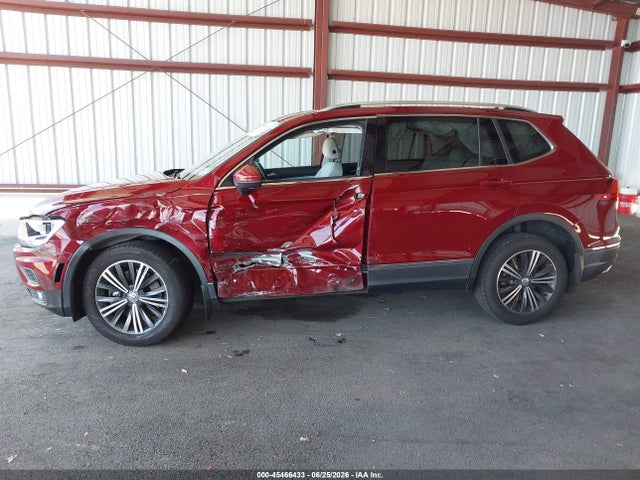 3VV2B7AX0JM138368 Volkswagen Tiguan 2.0t Se/2.0t Sel