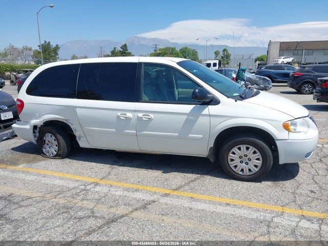 Продажа на аукционе авто 2006 Chrysler Town & Country Lx, vin: 2A4GP44R06R886825, номер лота: 45466483
