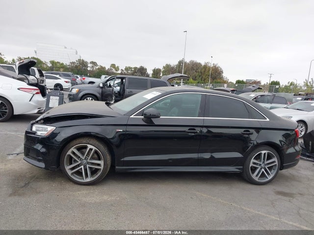 Aukcja sprzedaży 2018 Audi A3 2.0t Premium/2.0t Tech Premium, vin: WAUGUGFF6J1019068, numer aukcji: 45466487