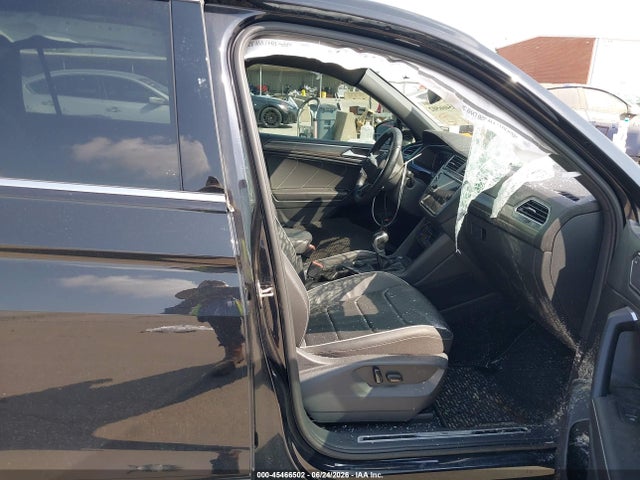 45466502 :رقم المزاد ، 3VV4B7AX1NM174018 vin ، 2022 Volkswagen Tiguan 2.0t Sel R-line مزاد بيع