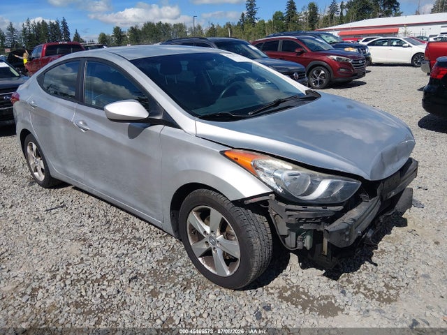 Продажа на аукционе авто 2013 Hyundai Elantra Gls, vin: KMHDH4AE8DU992555, номер лота: 45466573