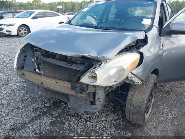 3N1CN7AP3EK447542 Nissan Versa 1.6 Sv