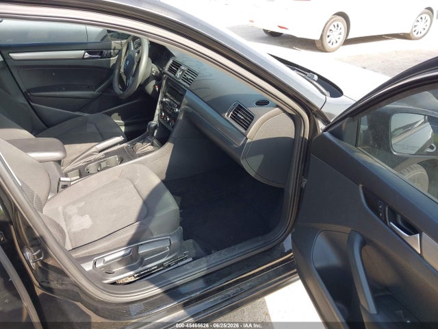 Продаж на аукціоні авто 2014 Volkswagen Passat 1.8t S, vin: 1VWAS7A35EC100209, номер лоту: 45466626