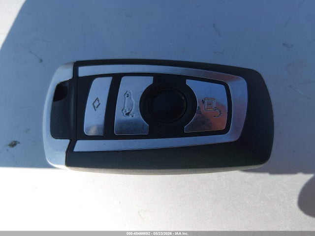 Продаж на аукціоні авто 2014 Bmw 320i, vin: WBA3B1C54EK132188, номер лоту: 45466692
