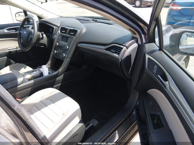3FA6P0UU2JR243609 Ford Fusion Hybrid S
